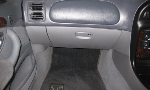 1 Ford Falcon EL GT dashboard images 1997 (5).png