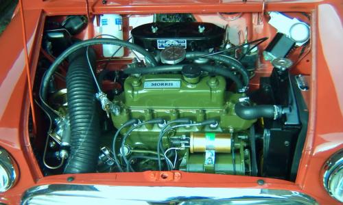 1071 engine bay.jpg