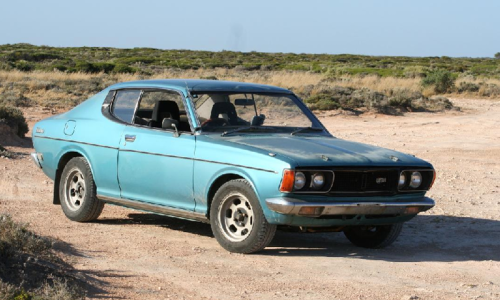 180B SSS light blue paint hardtop Bluebird.png