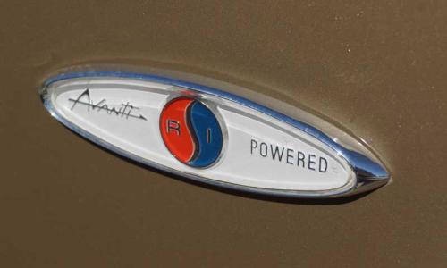1964 Studebaker Daytona R1 Avanti side fender badge image.jpg