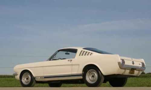 1965 Shelby GT 350 8.jpg