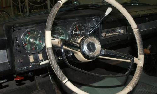 1965 Studebaker Daytona interior dashboard steering wheel white (1).png