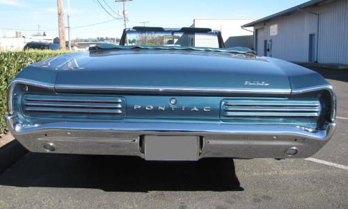 1966 Pontiac GTO convertable Marina Turquoise 3.jpg