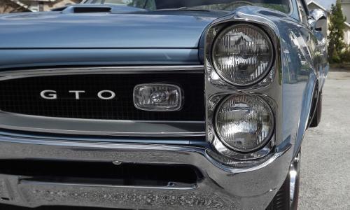 1966 Pontiac GTO stacked headlights 1.jpg