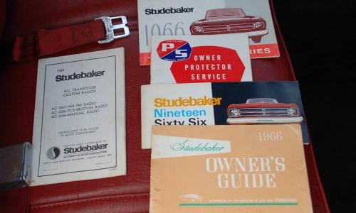 1966 Studebaker Daytona Sport Sedan V8 red white roof (50) interior.jpg