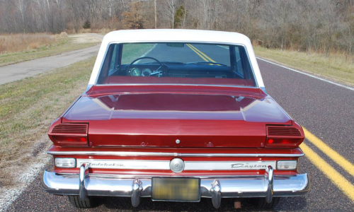 1966 Studebaker Daytona Sports Sedan rear image features badging (2).png