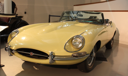 1968 E-Type Jaguar XKE Series 1.5 Pale Primrose paint (2).png