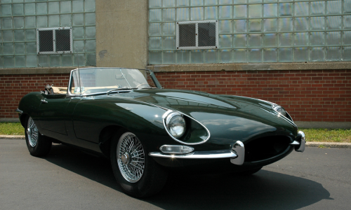 1968 Jaguar E-Type XKE  Series 1.5 British Racing Green paint  (1).png