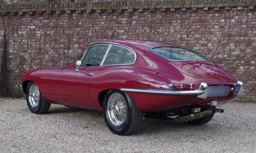 1968 Jaguar E-Type XKE Series 1.5 Opalescent Maroon paint (2).png