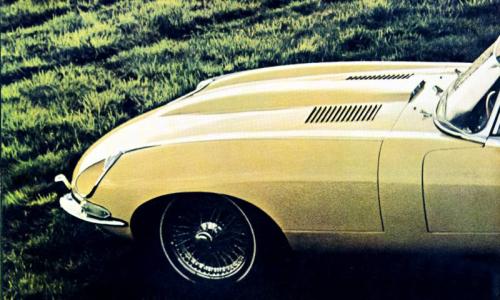 1968 Jaguar XKE US brochure advertisement Series 1 (4).jpg