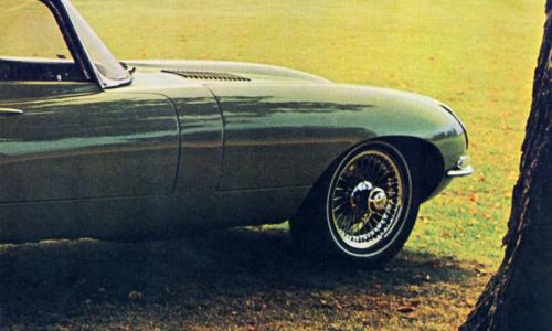 1968 Jaguar XKE US brochure advertisement Series 1 (9).jpg