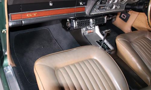 1969 1970 Falcon GT XW dashboard image.jpg