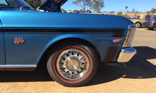 1970 XW Ford Falcon GT decal front stripe image.JPG