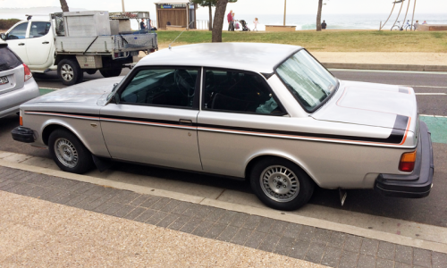 1979 Australian 242 GT volvo coupe copy.png