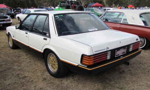 1982 Ford Fairmont Ghia XE ESP Sno White on Charcoal.png