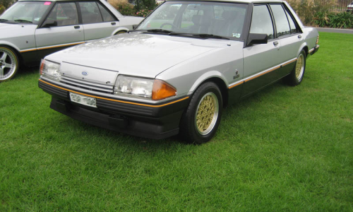 1982 Ford Fairmont XE ESP Silver Grey over Charcoal - paint code 4 (1).png