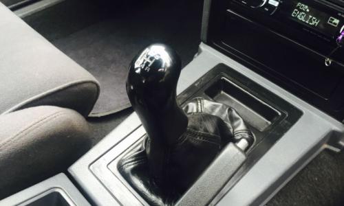 1989 GTS2 Skyline R31 SVD Silhouette manual transmission.jpg