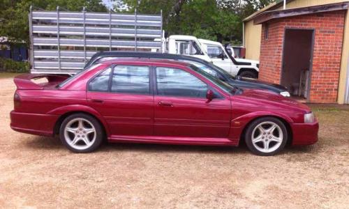 1992 - 1993 Cardinal Red EB Falcon GT images (1).jpg