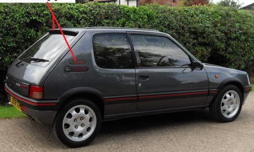 205 GTI 1992.jpg