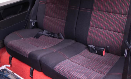 205 GTI Australia Phase 1 seat trim.png
