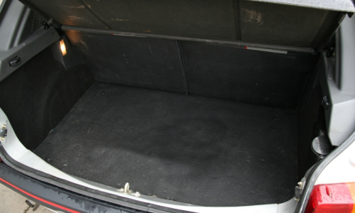205 GTI Phase 1 trunk boot.png
