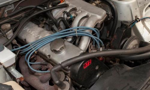 242 GT Volvo B23 engine image.jpg