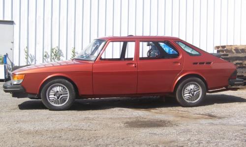 5 door turbo Saab 99.jpg