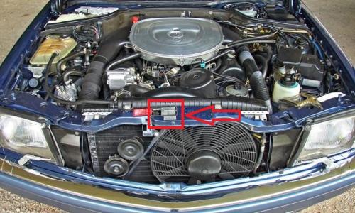 560SEC Chassis number.jpg