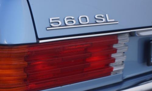 560SL badge.jpg
