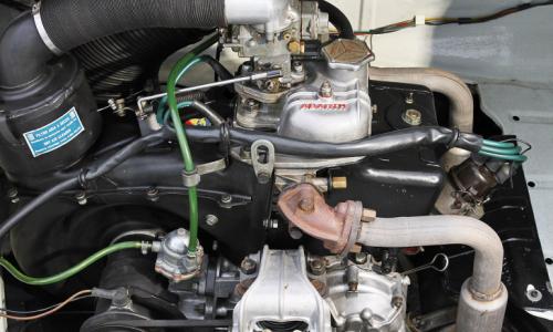 595 Abarth SS engine.jpg