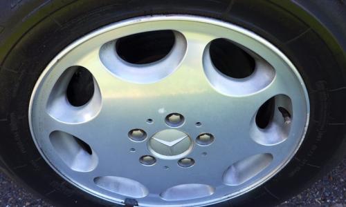 Alamak 16 inch W140 coupe Mercedes wheels copy.jpg