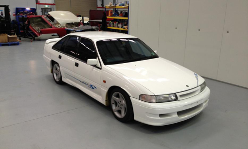 Alaskan White HSV VP GTS 1992 1J064.png