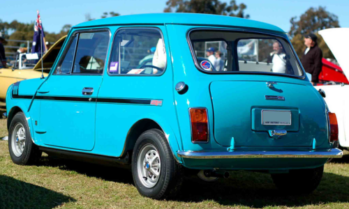 Australian Leyland Mini Clubman GT Gambier Turquoise paint (2).png