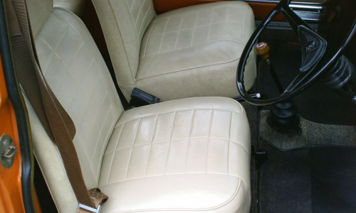 Australian Mini Clubman GT parchment seat vinyl.png