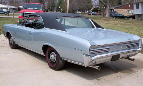 Black Vinyl Roof - 1966 Pontiac GTO.png