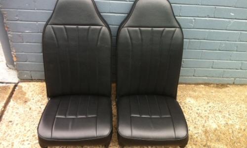 Black moke seats.jpg