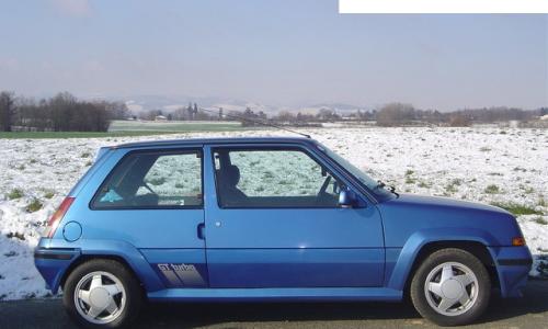 Bleu Sport Renault 5 GT Turbo.jpg