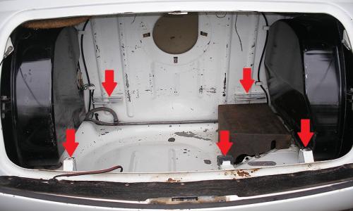 Boot board support locations MK2 Cooper S Australia.jpg