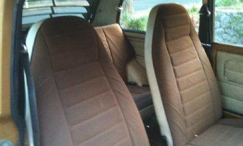 Brown interior 998LS Nugget Gold Leyland Mini.jpg