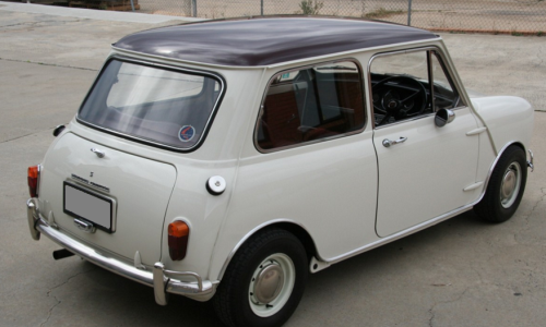 Burgundy over Toga White Morris Cooper S MK1 Australia 2.png