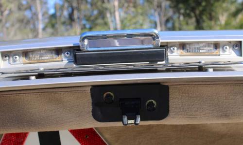 C140 chrome trunk handle Mercedes coupe 140.jpg