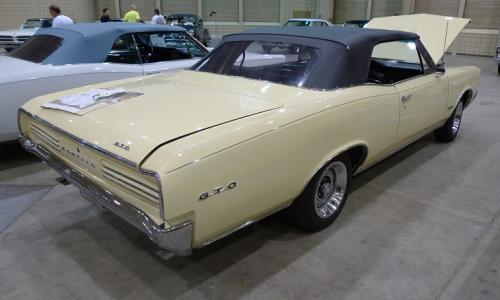 Candlelight Cream 1966 Pontiac GTO.jpg