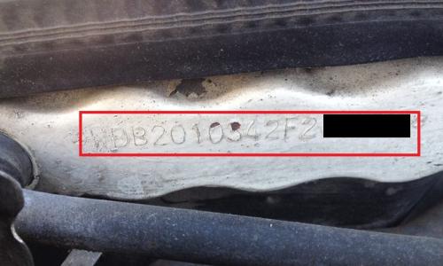 Chassis number - W201 190E 2.3 - 16.jpg