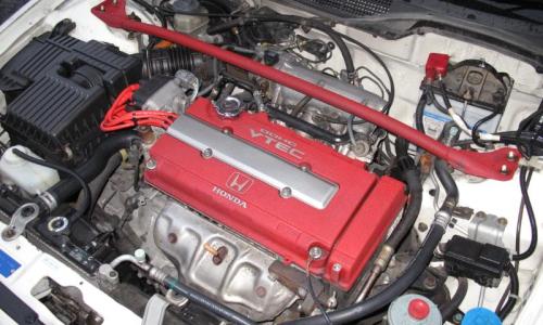 Civic Type R Engine bay 1.jpg