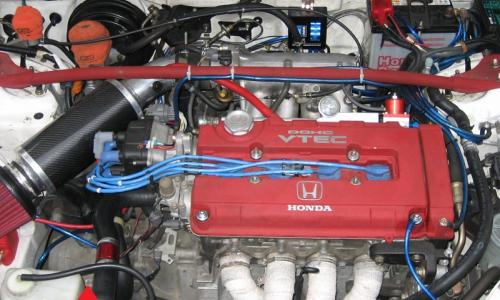 Civic Type R Engine bay 8.jpg