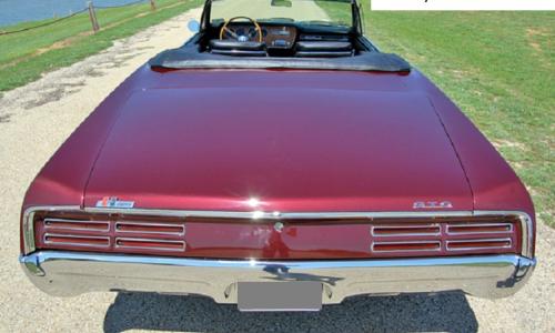 Convertible 1967 Pontiac GTO rear.jpg