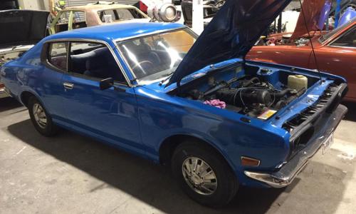 Datsun 180B 610 hardtop coupe SSS blue paint.jpg