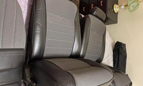 Datsun 180B SSS 610 Bluebird black seat trim interior (2).jpg