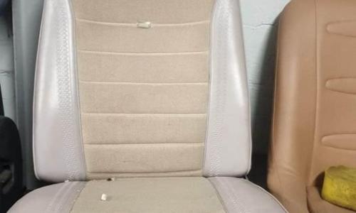 Datsun 180B SSS coupe Bluebird Creme white interior 610 images (hardtop) (2).jpg