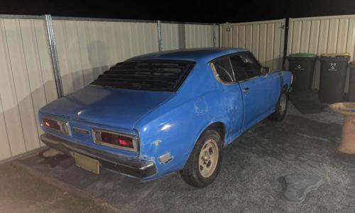 Datsun 180B SSS hardtop coupe 610 blue paint.jpg